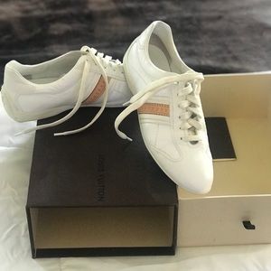 Women's authentic Louis Vuitton sneakers